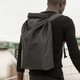 Imagen para el artículo titulado Esta mochila pesa 237 gramos y es 10 veces más resistente que el acero